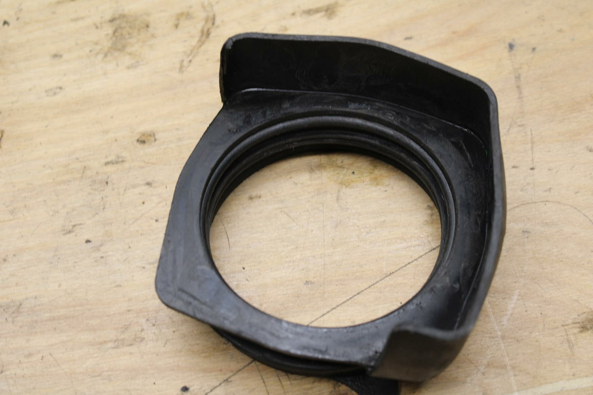 09-10 SUZUKI BOULEVARD M109R DRIVE SHAFT SEAL RUBBER BB318