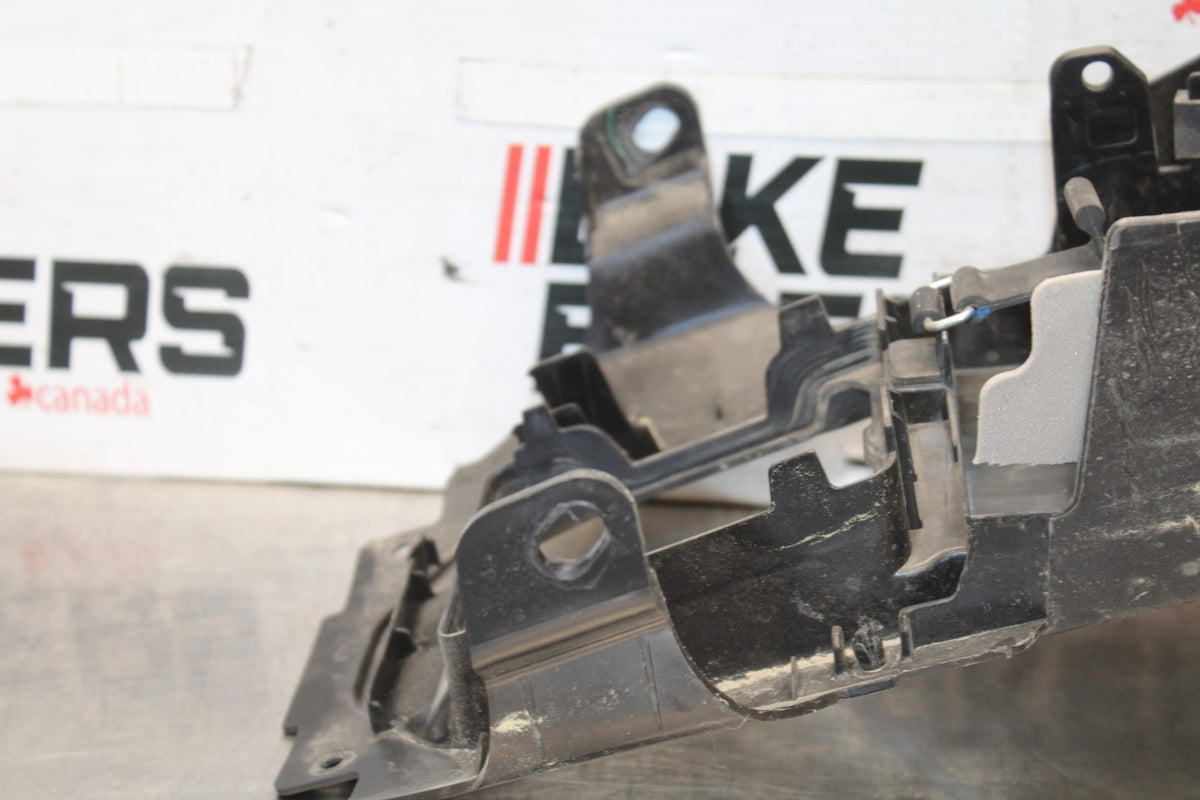 19-24 YAMAHA R3 REAR BACK TAIL UNDERTAIL BATTERY TRAY PLASTIC BB942