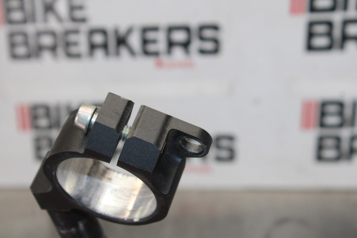 13-18 KAWASAKI NINJA ZX6R RIGHT CLIP ON HANDLEBAR BB908