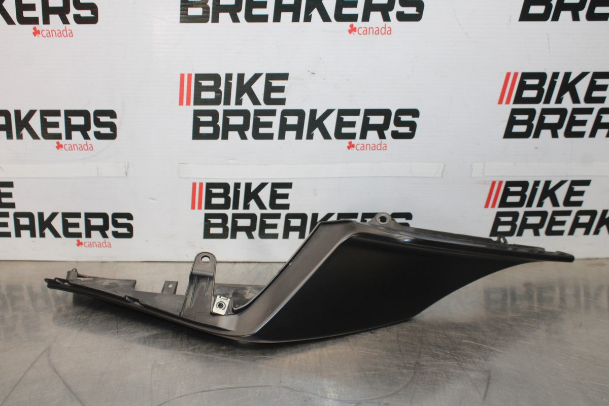 15 APRILIA RSV4 FACTORY APRC ABS LEFT REAR BACK TAIL FAIRING COWL SHROUD BB901
