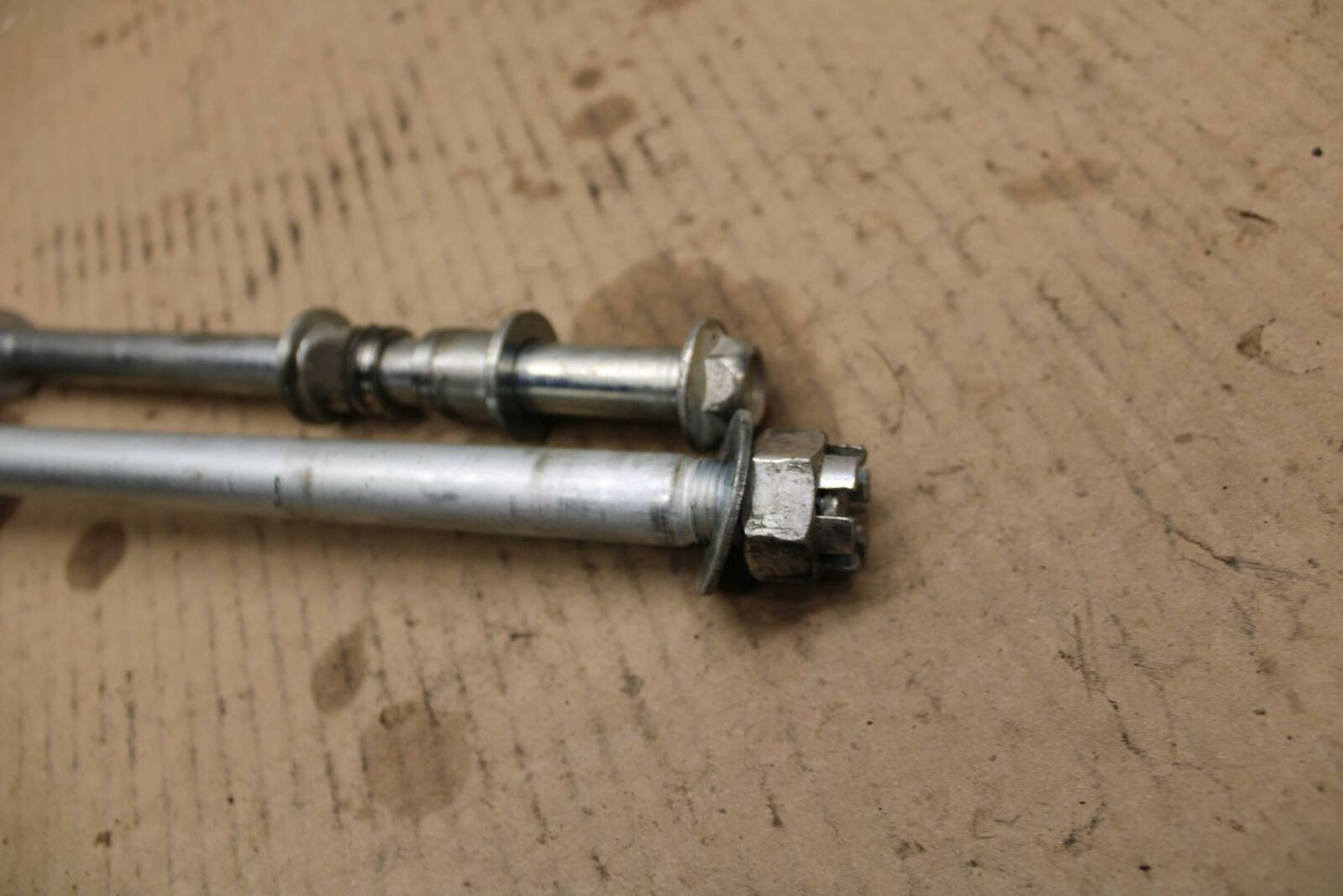 15 KAWASAKI NINJA 300 EX300 ABS REAR FRONT AXLE WHEEL RIM PIVOT BOLT AXEL BB395