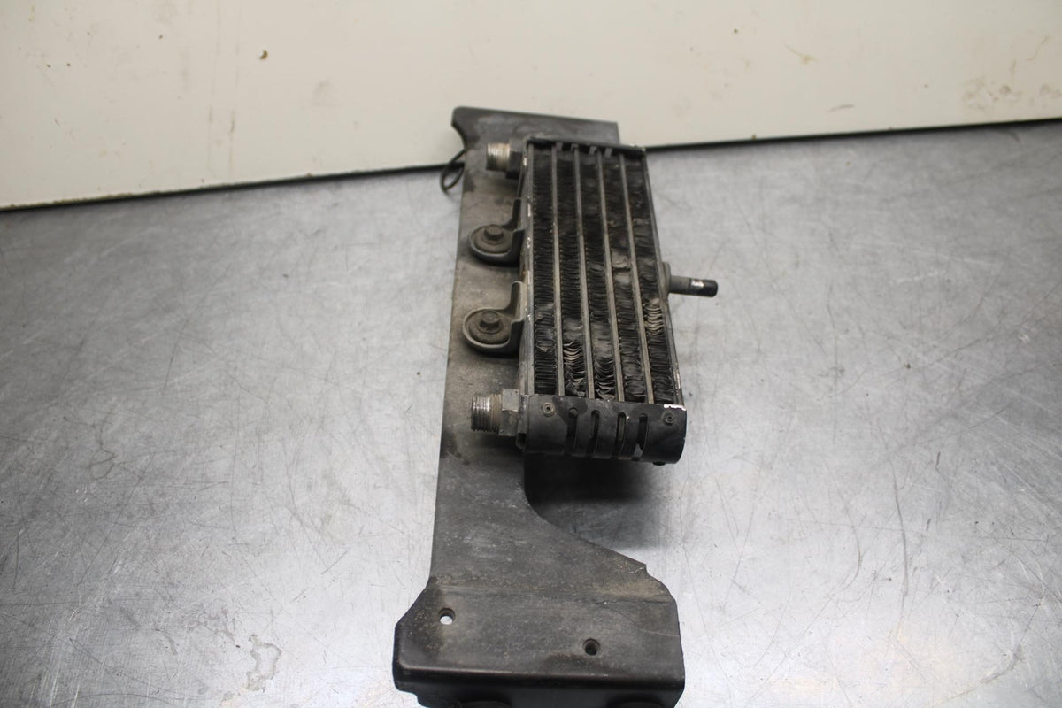 1988 Yamaha FZ600 ENGINE MOTOR OIL COOLER  BB601