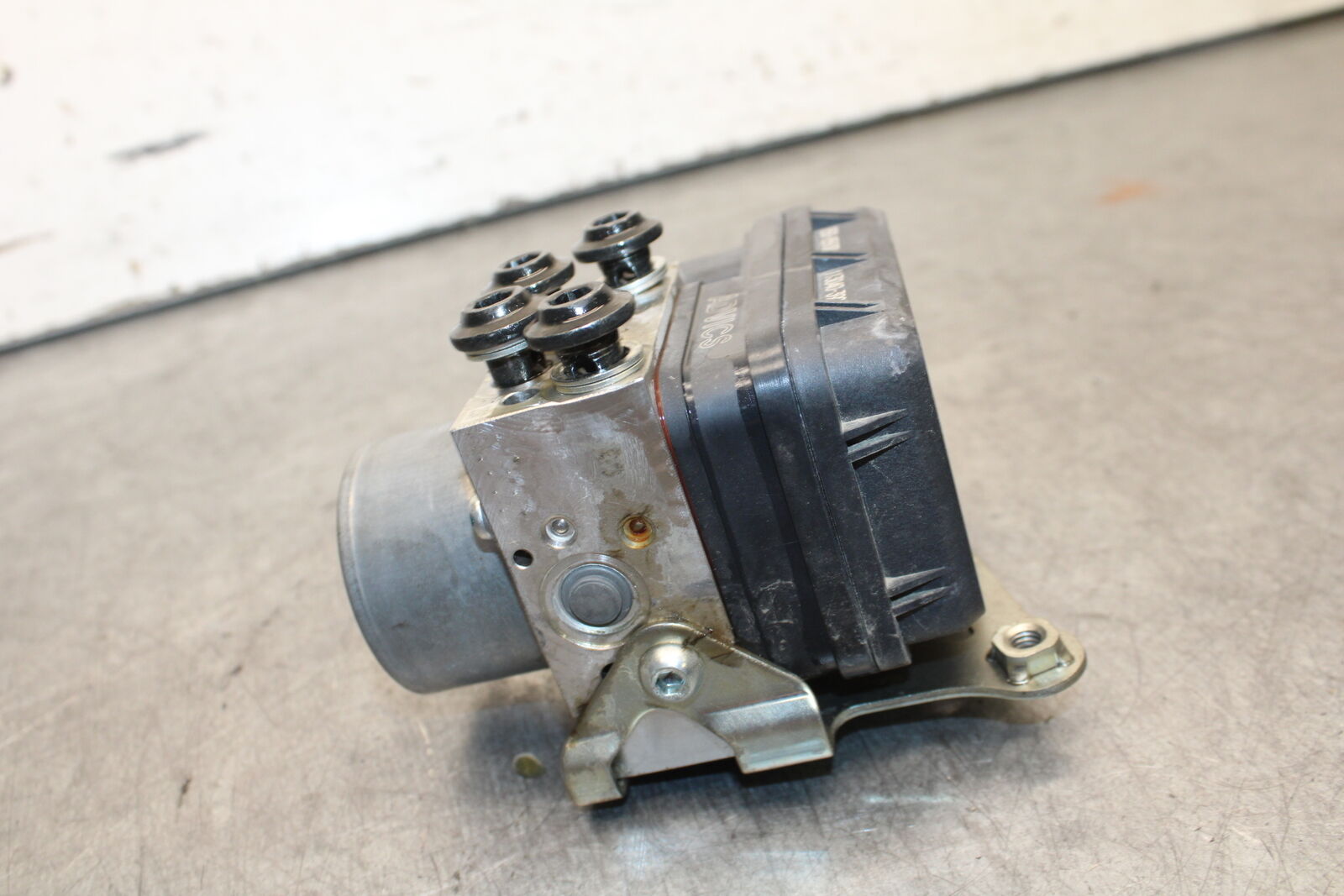 16-21 YAMAHA XSR900 ABS PUMP UNIT MODULE BB664