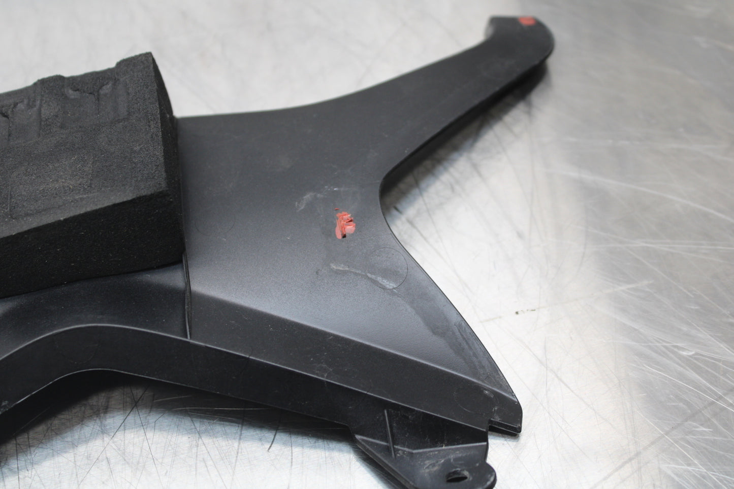 13-18 KAWASAKI NINJA ZX6R CENTER REAR BACK TAIL FAIRING COWL BB143