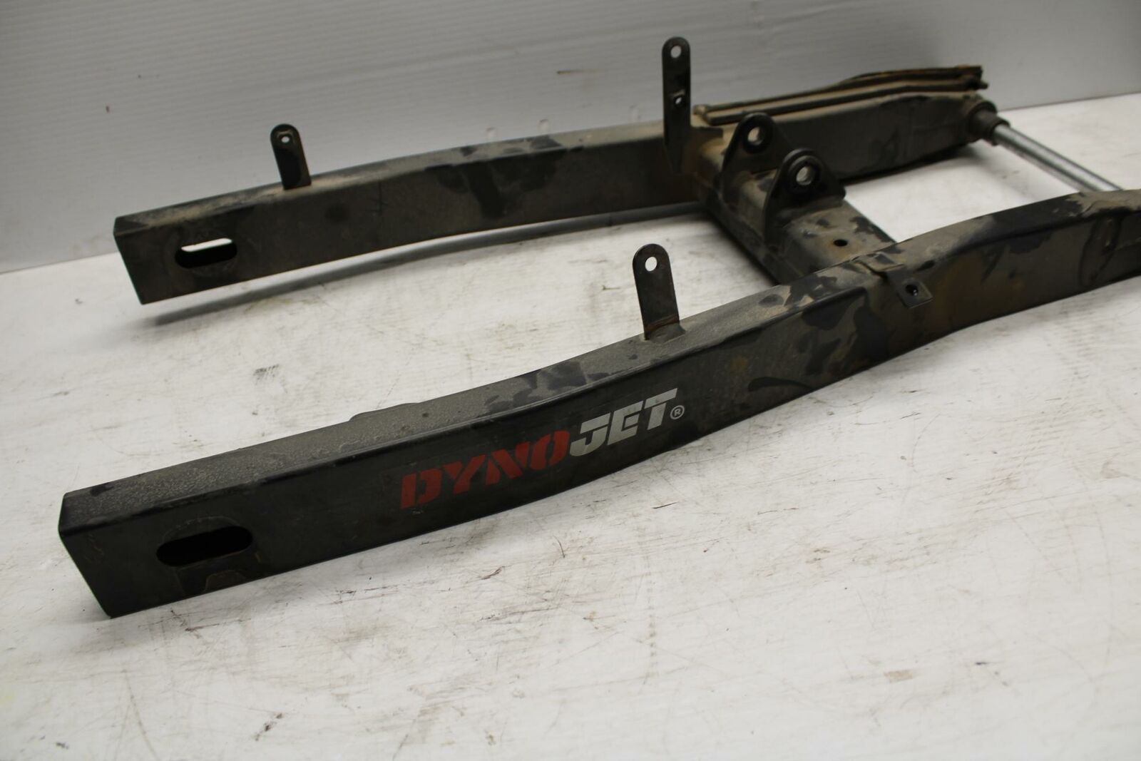 09 YAMAHA FZ6 REAR SWINGARM BACK SUSPENSION SWING ARM BB295