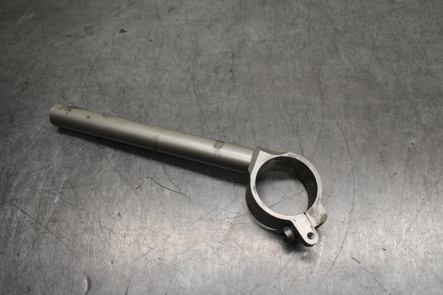 00-01 YAMAHA YZF R1 LEFT CLIP ON HANDLEBAR BB755