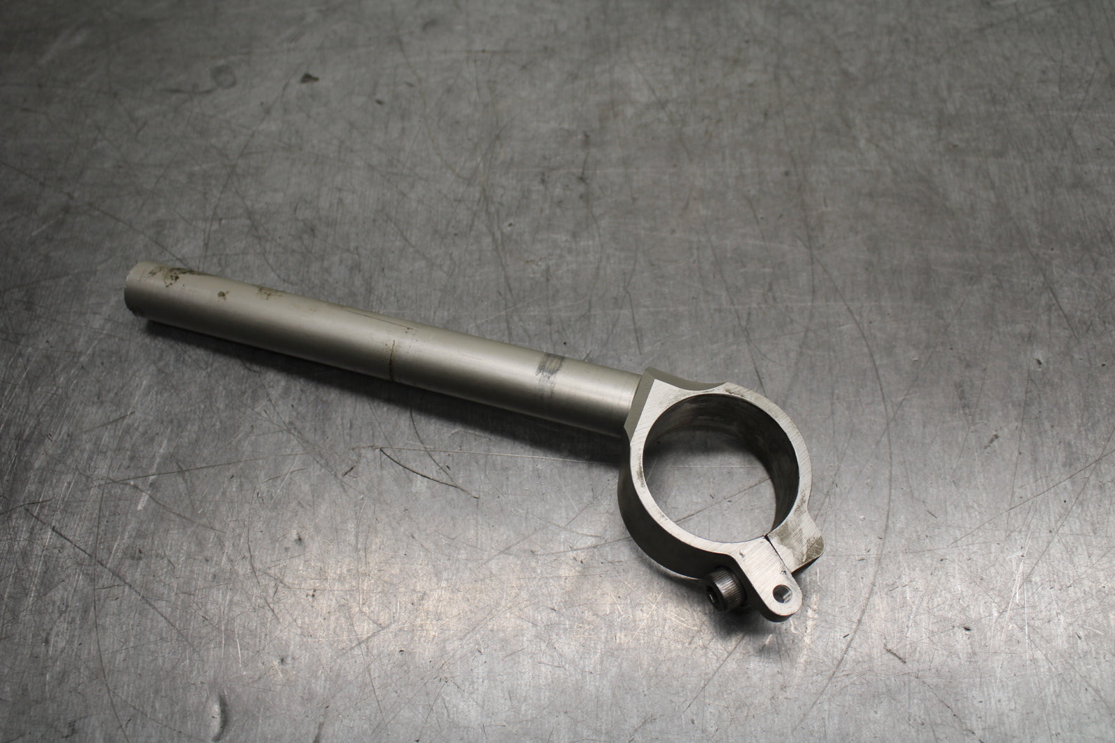 00-01 YAMAHA YZF R1 LEFT CLIP ON HANDLEBAR BB755