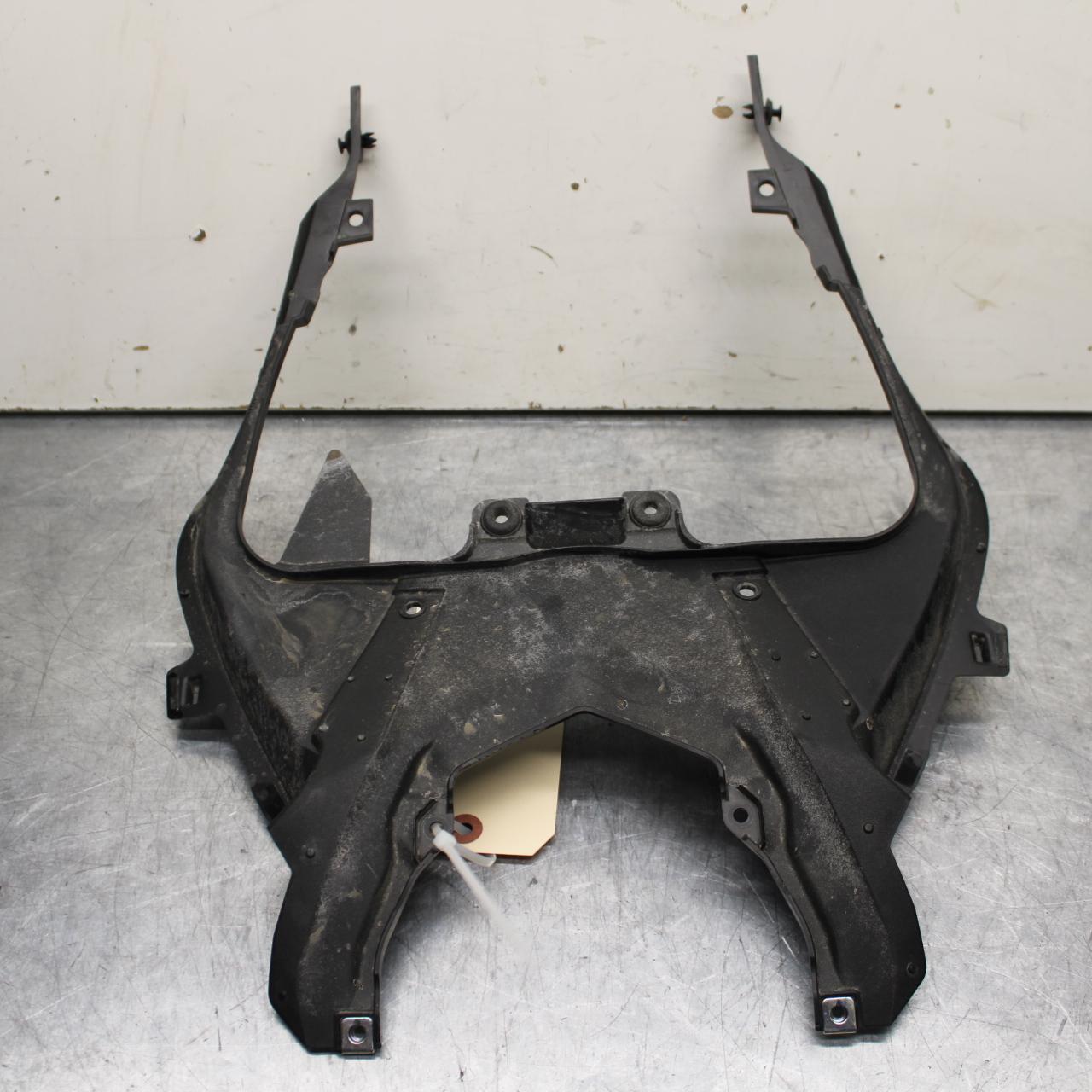 23 KAWASAKI NINJA ZX6R 636 CENTER REAR BACK TAIL FAIRING COVER TRIM COWL BB609