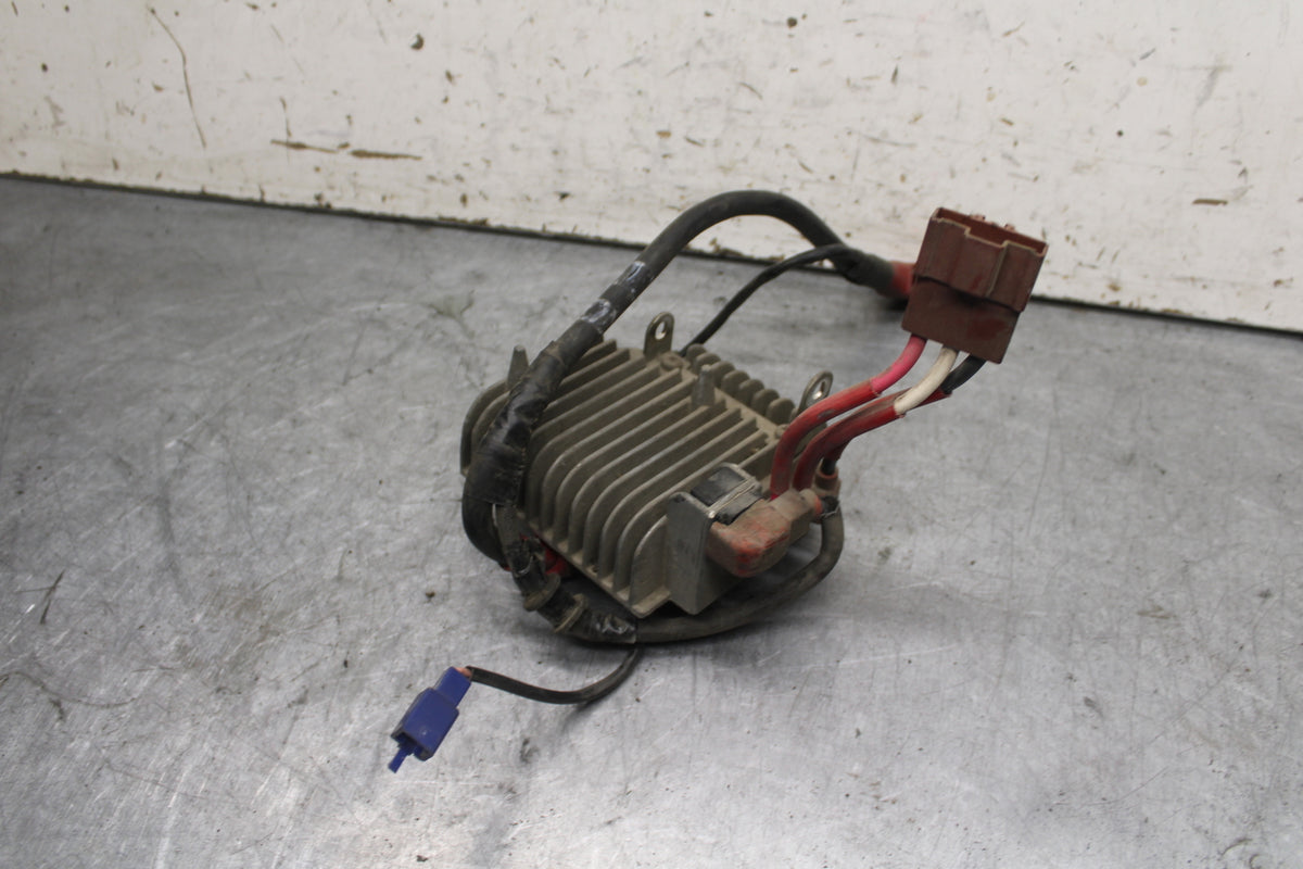 93-00 HONDA GOLDWING 1500 GL1500SE RECTIFIER VOLTAGE REGULATOR BB700