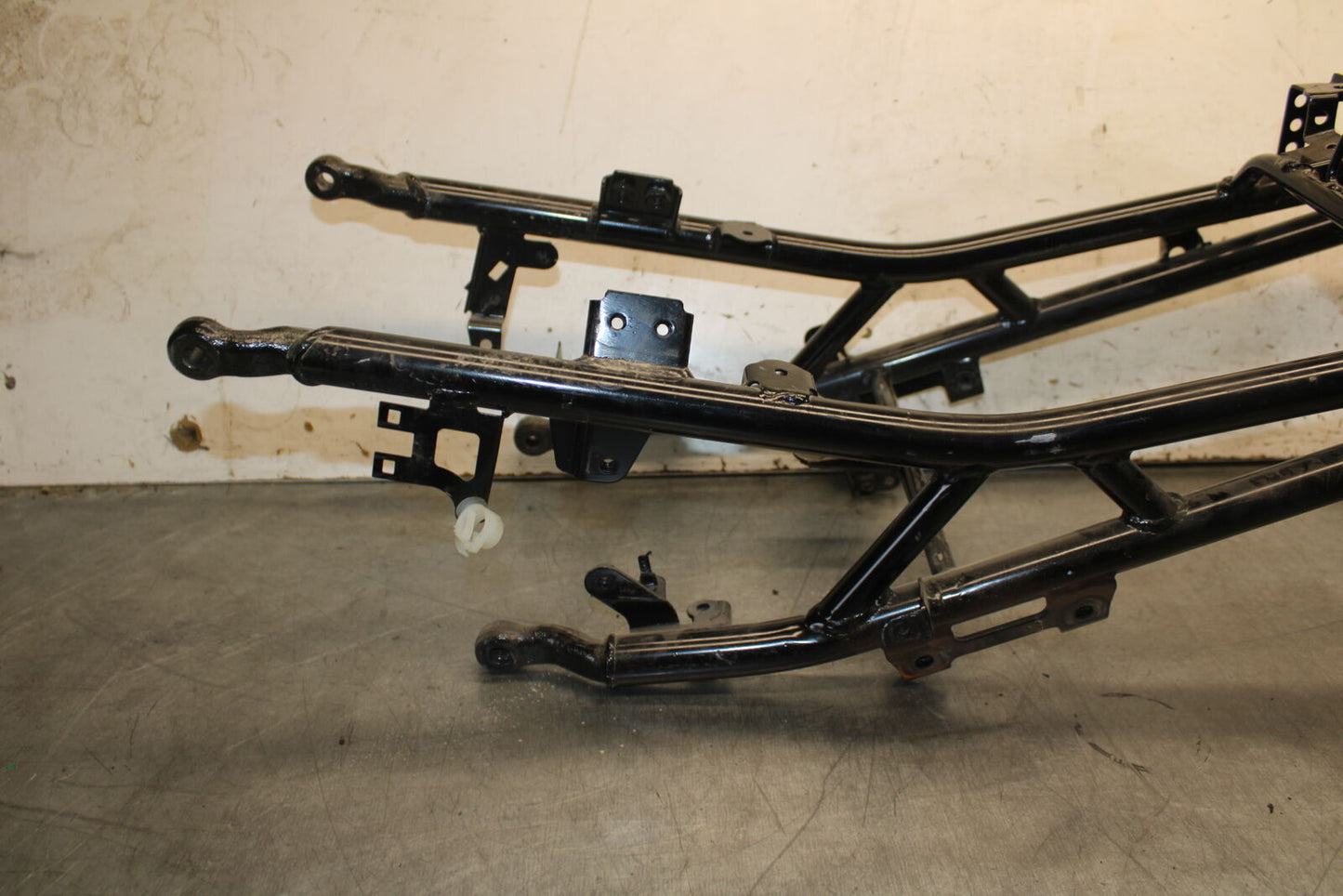 13-15 HONDA CBR500R REAR SUBFRAME BACK SUB FRAME 50240-MGZ-J01 BB704