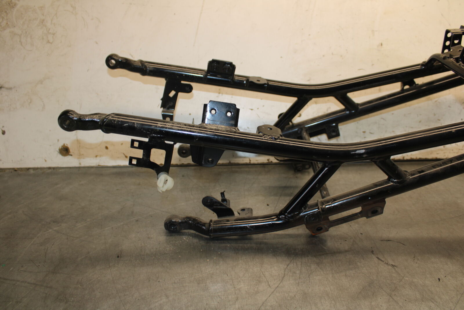 13-15 HONDA CBR500R REAR SUBFRAME BACK SUB FRAME 50240-MGZ-J01 BB704