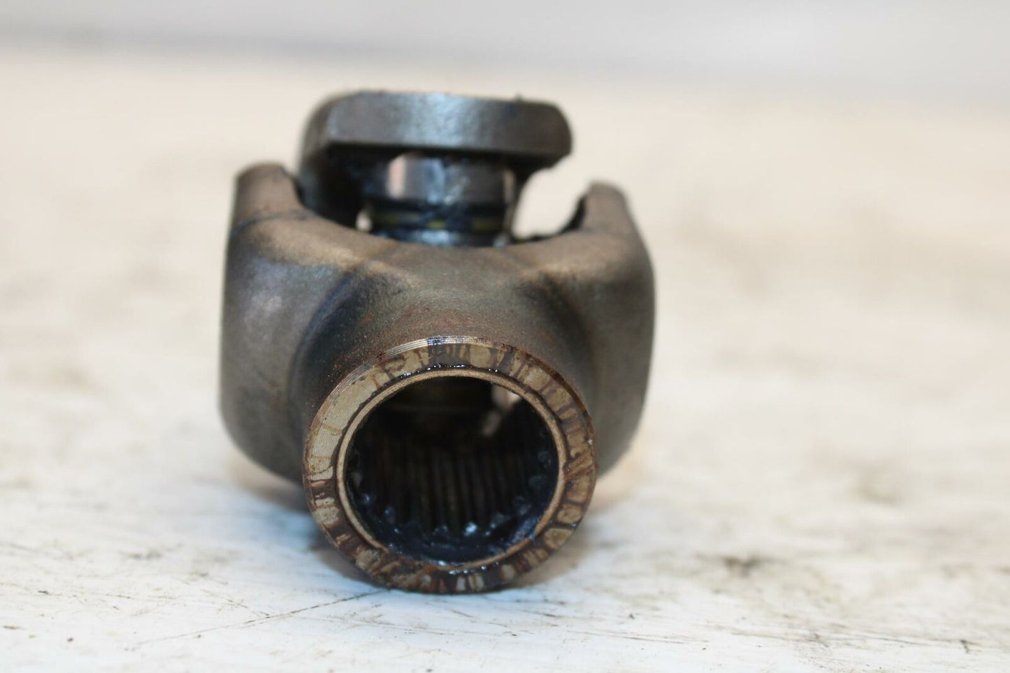06 HONDA SHADOW 750 VT750C U UNIVERSAL JOINT GEAR BB352
