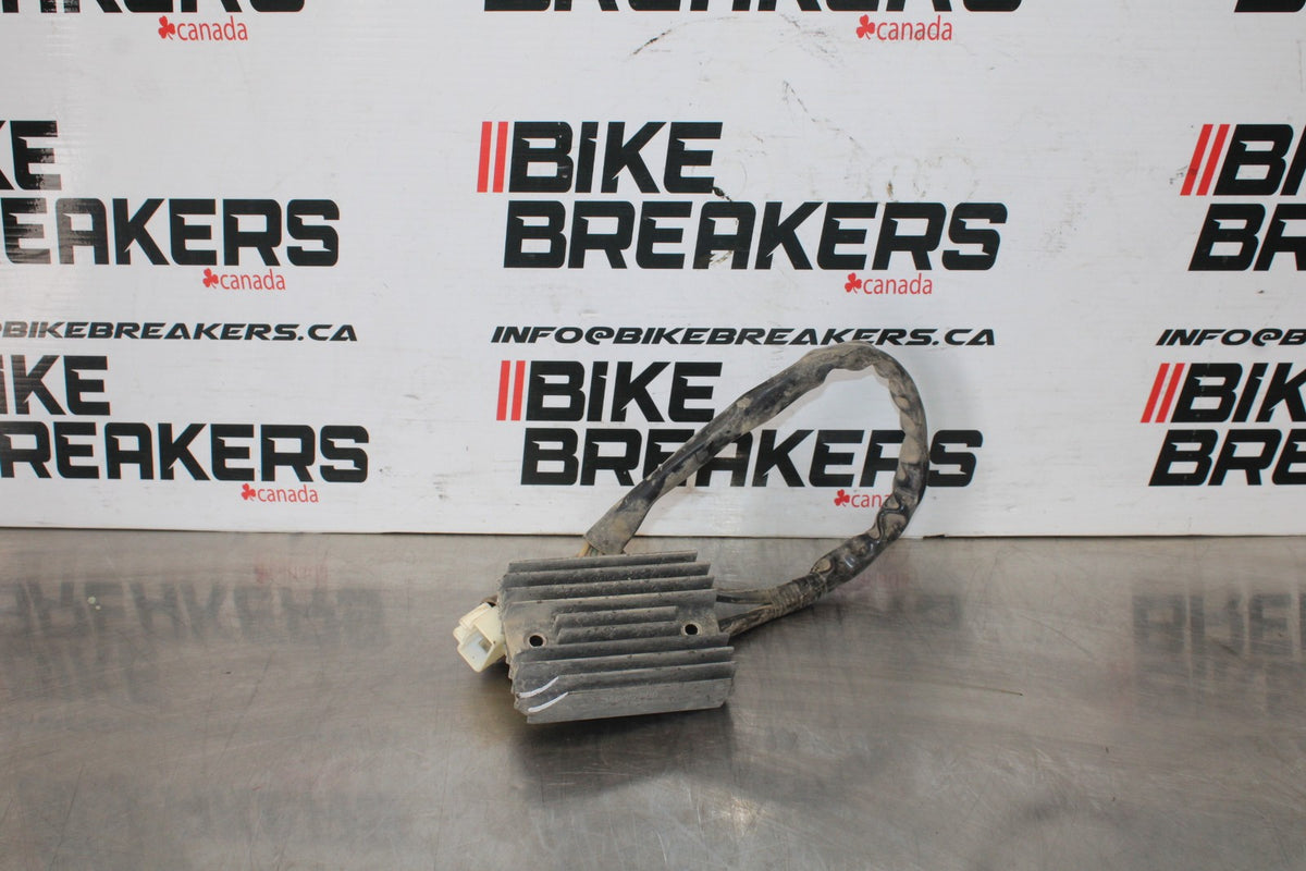 03-08 HONDA VTX1300C RECTIFIER VOLTAGE REGULATOR BB868