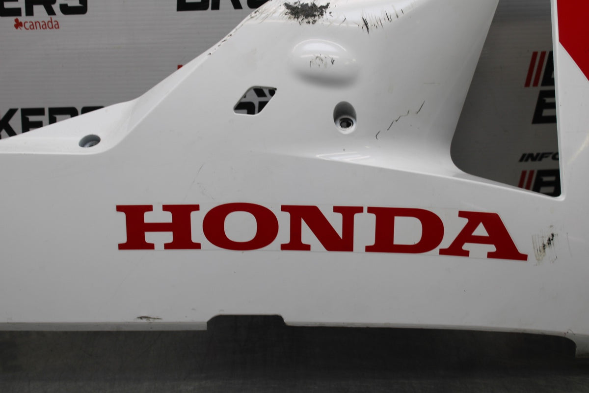 13-24 HONDA CBR600RR RIGHT LOWER BOTTOM BELLY SIDE FAIRING COWL  BB772