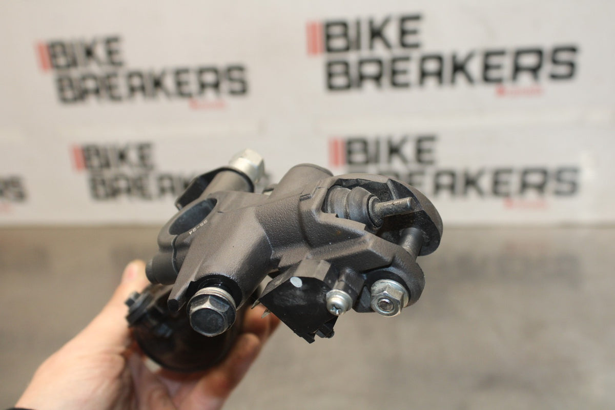 23 KAWASAKI Z900RS FRONT BRAKE MASTER CYLINDER BB935