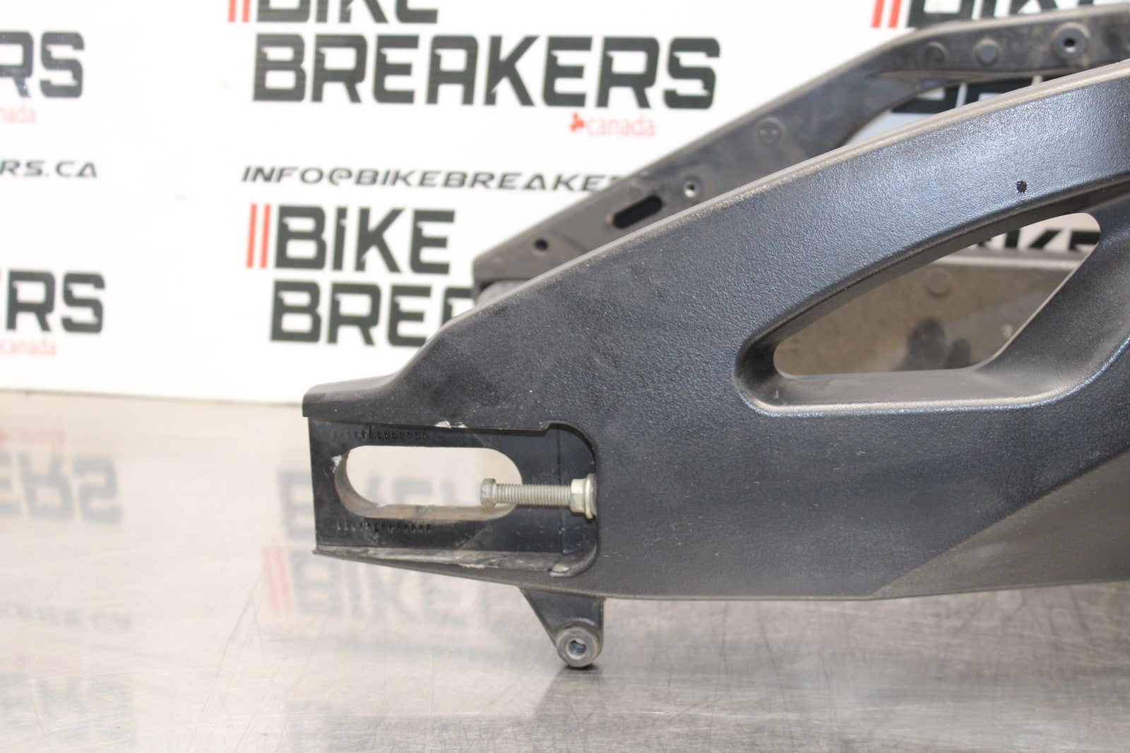 07 SUZUKI GSXR1000 REAR SWINGARM BACK SUSPENSION SWING ARM BB770