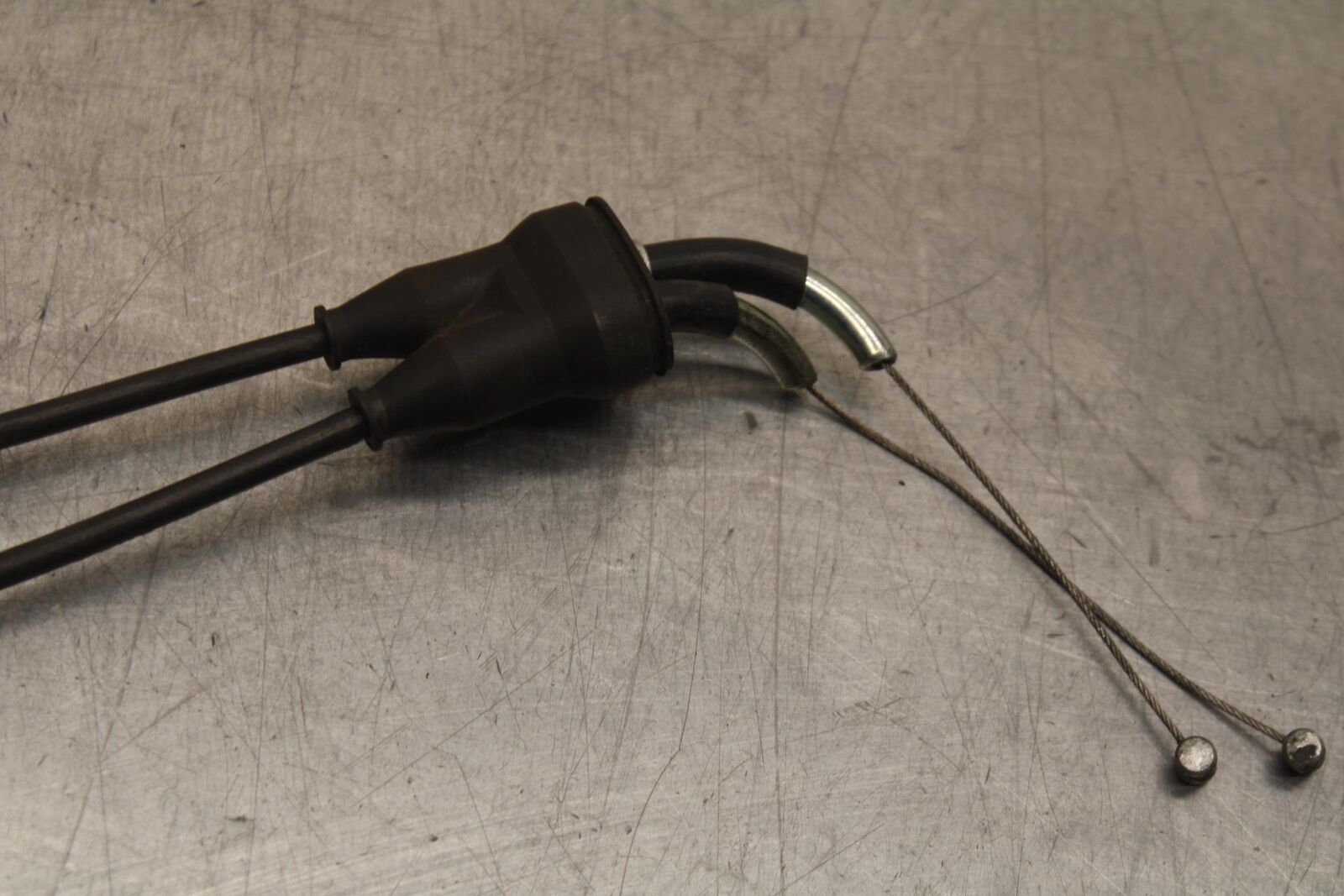 2003 Suzuki SV1000S THROTTLE CABLES LINES BB85
