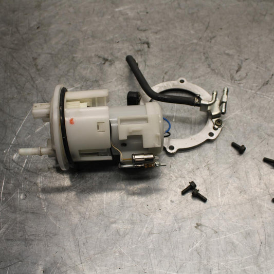 2007 Yamaha YZF R6 FUEL PUMP GAS PETROL SENDER UNIT 2C0-13907-01-00 BB525