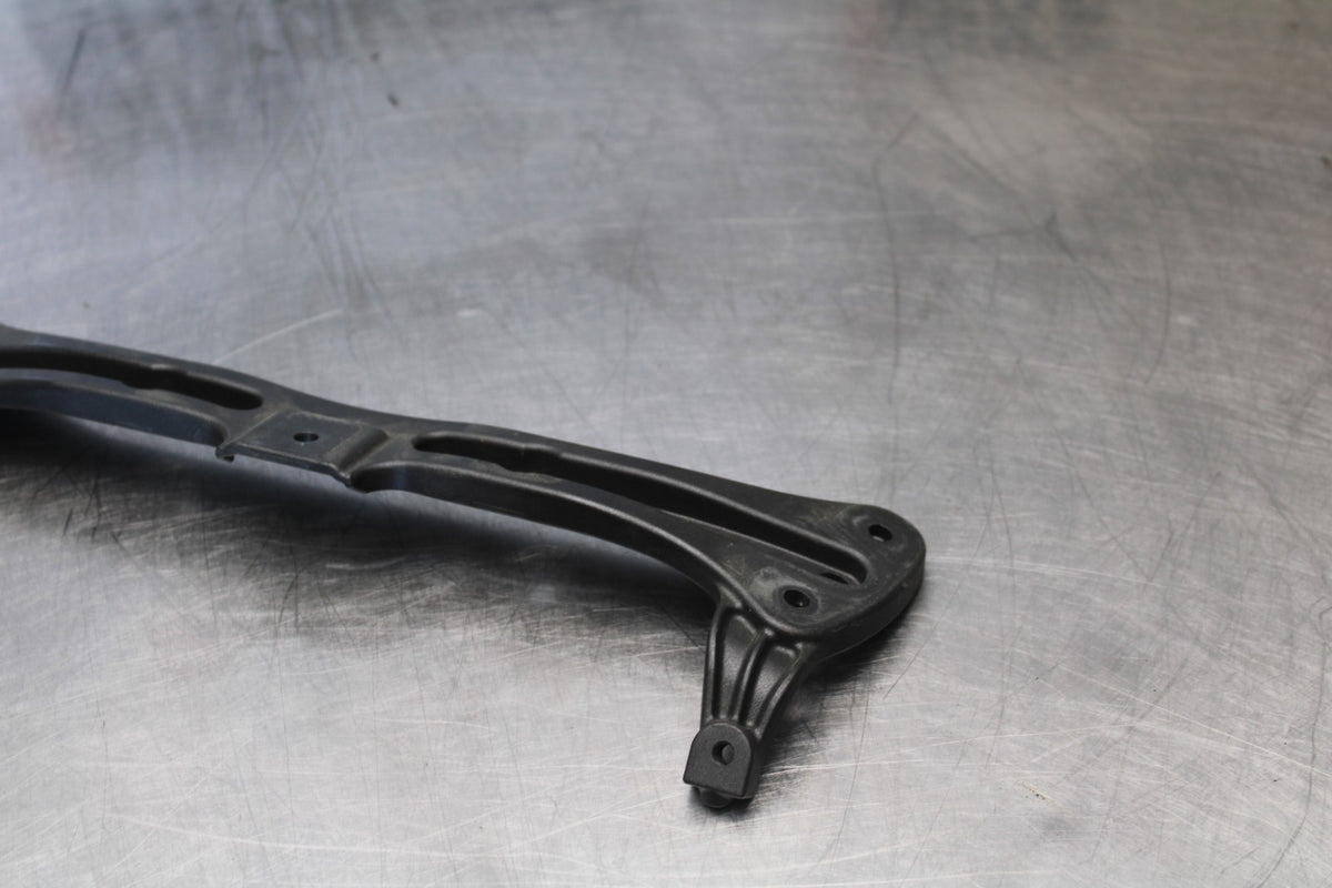 08 KAWASAKI NINJA ZX10R UPPER FAIRING MIRROR GAUGES STAY BRACKET BB902