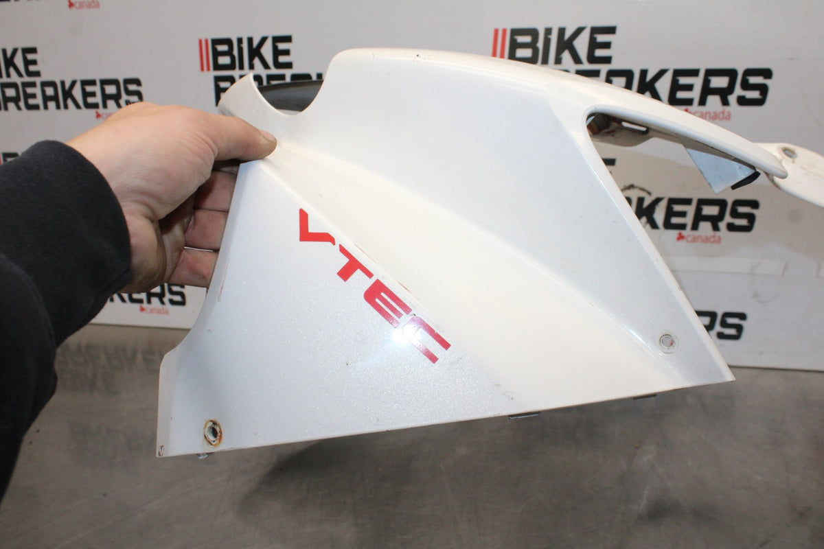 06-07 HONDA INTERCEPTOR 800 VFR800 FRONT UPPER NOSE FAIRING COWL SHROUD BB917