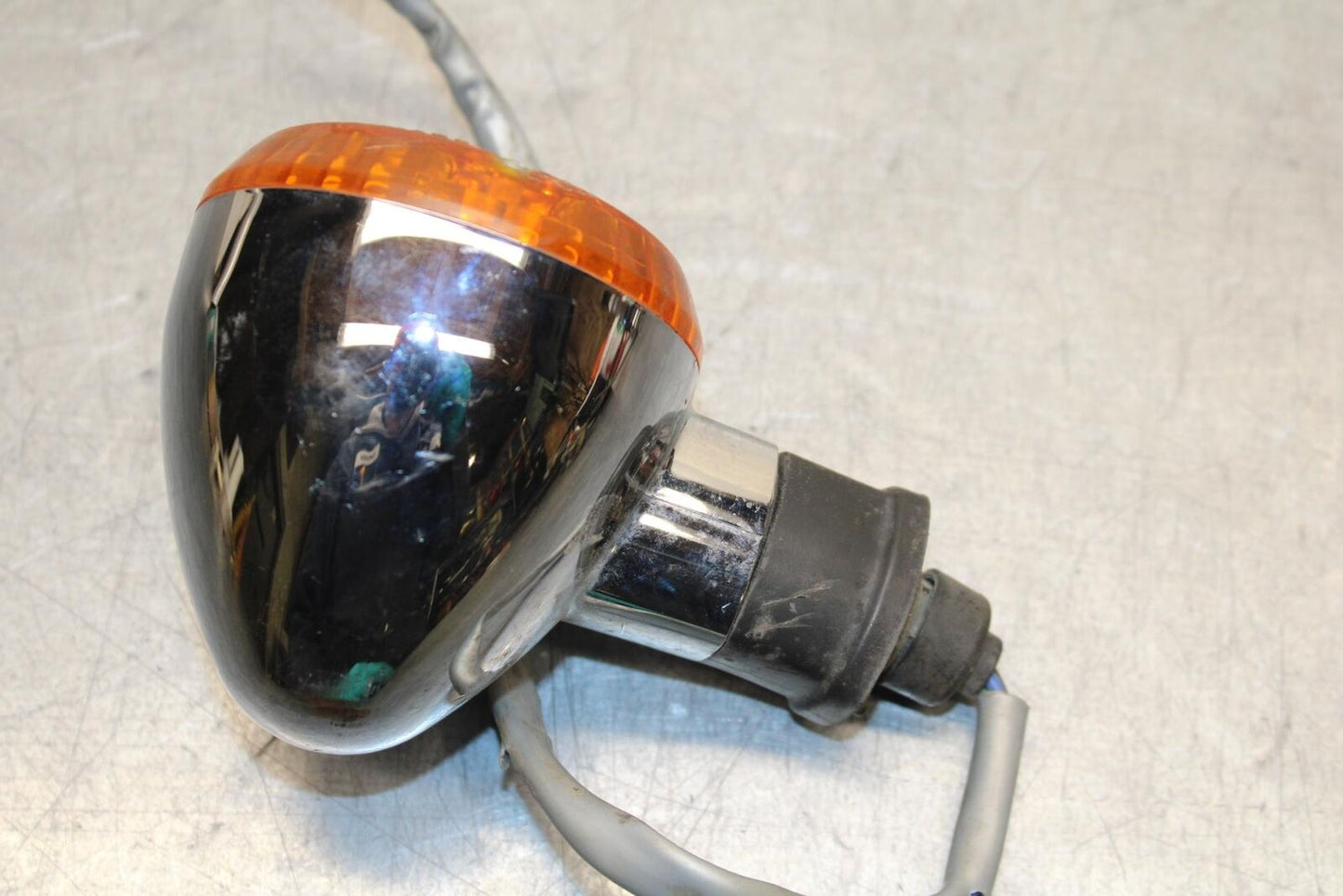 2005 Kawasaki Vulcan 1500 VN1500N Classic RIGHT FRONT TURN SIGNAL LIGHT BB576