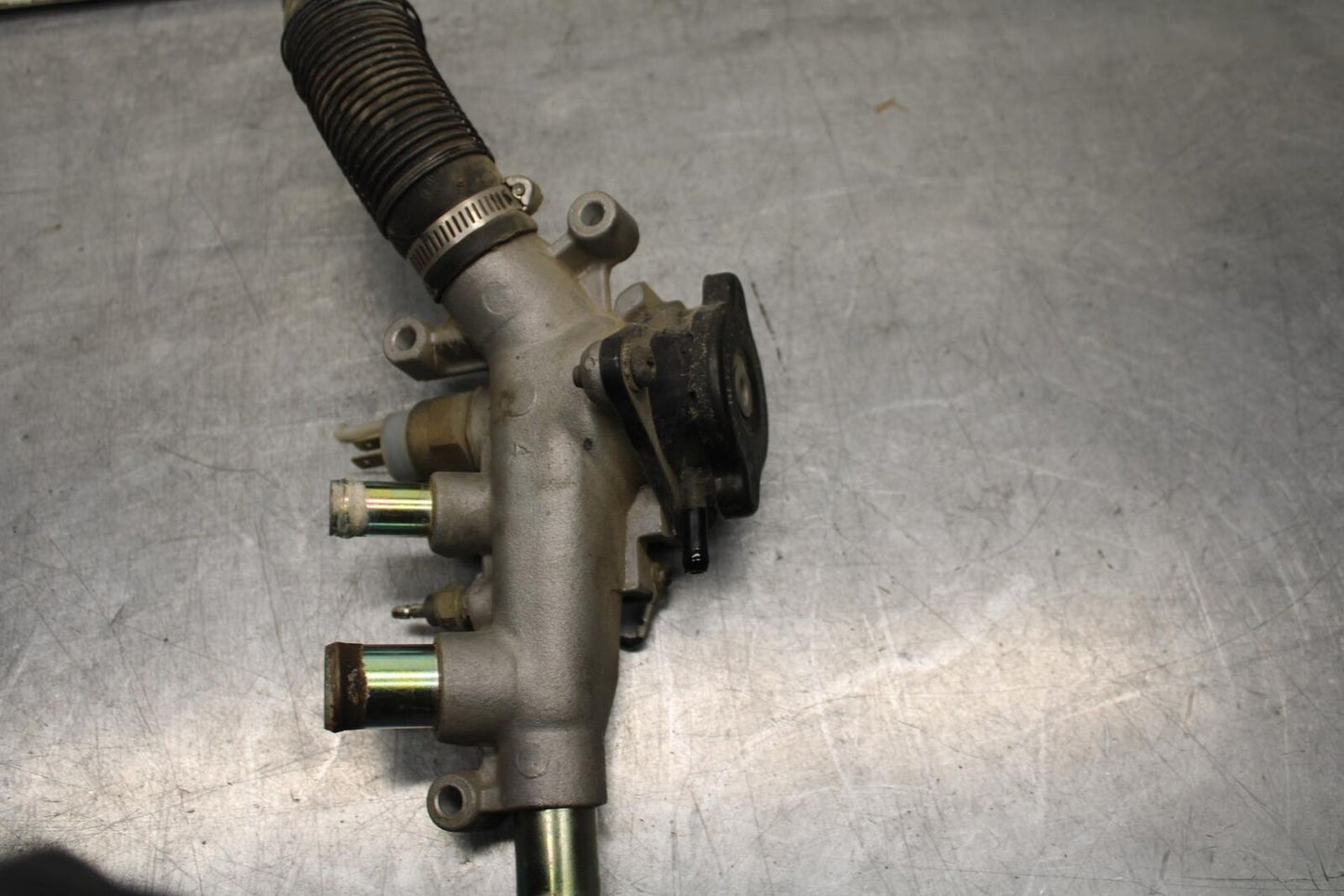 1998 Yamaha Vmax 1200 VMX1200 THERMOSTAT W HOUSING ASSEMBLY BB620