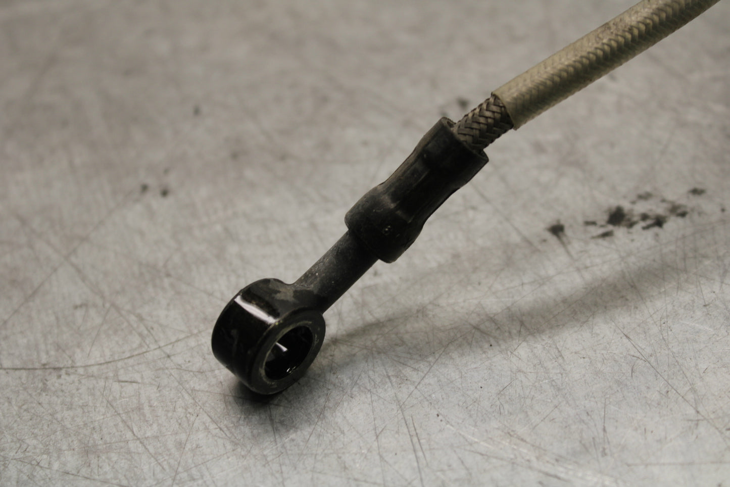 16 KAWASAKI NINJA ZX10R REAR BACK BRAKE HOSE FLUID LINE BB650