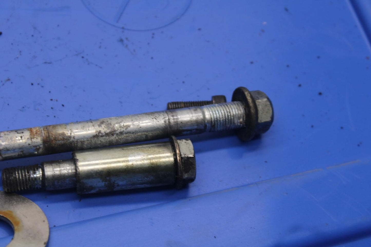 1988 Yamaha FZ600 MISCELLANEOUS BOLTS HARDWARE MOTOR SCREWS BB601