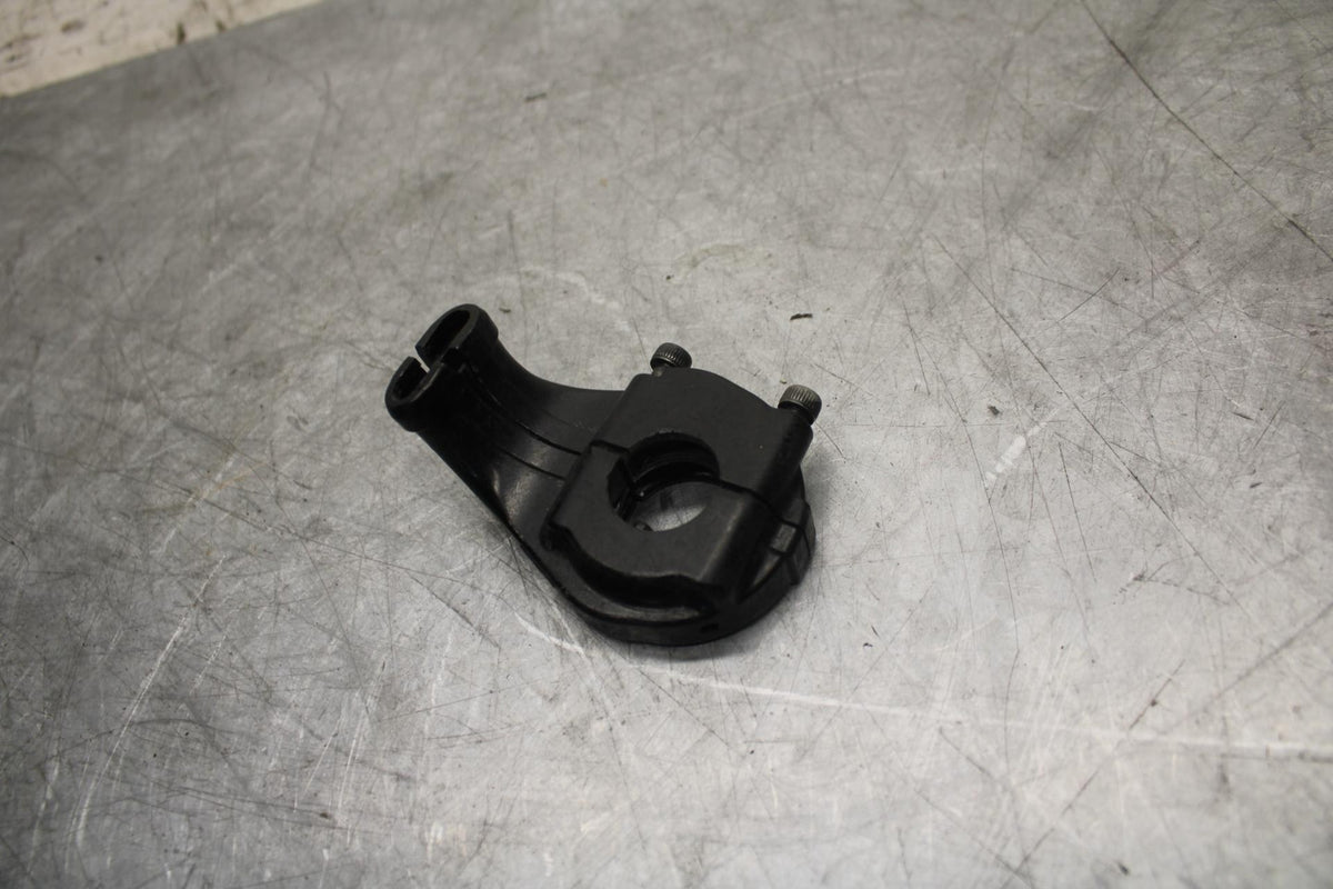2016 Yamaha XSR900 ABS THROTTLE CABLE LINE HOUSING GUIDE BB516
