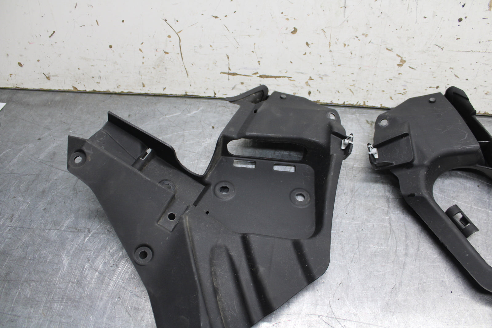 21-24 APRILIA TUONO 660 FACTORY RIGHT LEFT INNER FAIRINGS COWLS PANELS  BB733