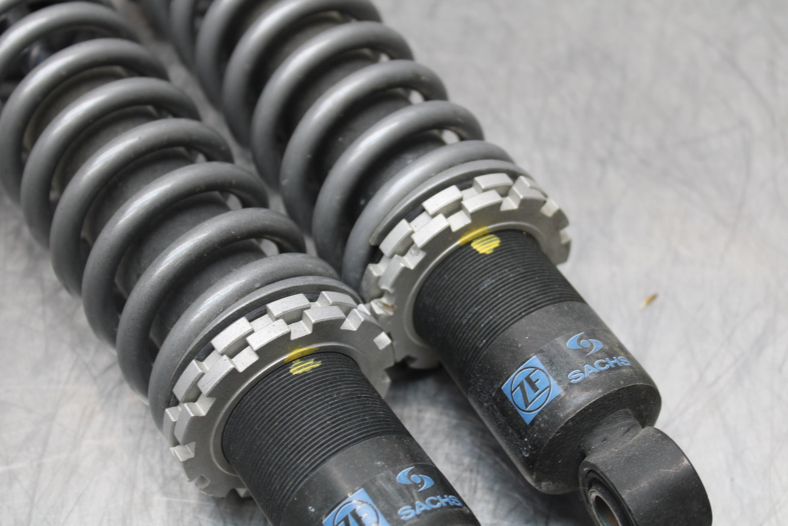 08 MOTO GUZZI BREVA 750 REAR BACK SHOCK ABSORBER SUSPENSION SET PAIR  BB154