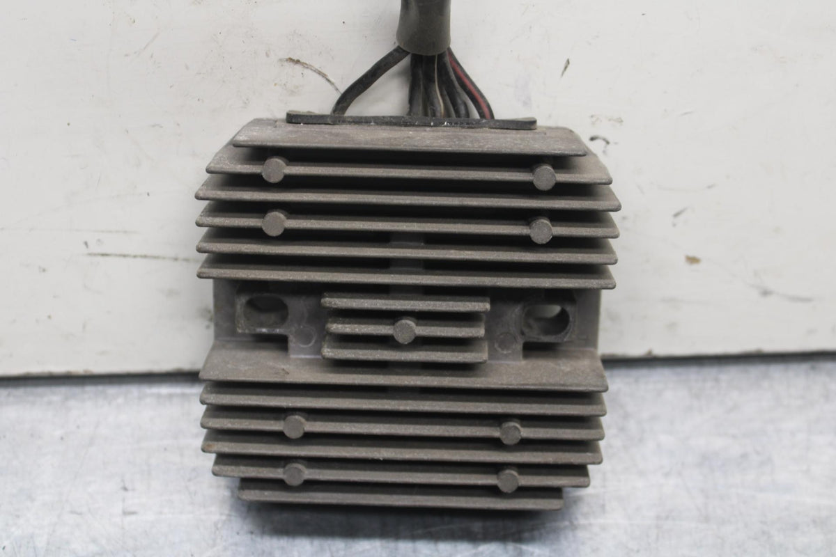 1999 Suzuki GSXR600 RECTIFIER VOLTAGE REGULATOR 32800-44D11 BB608