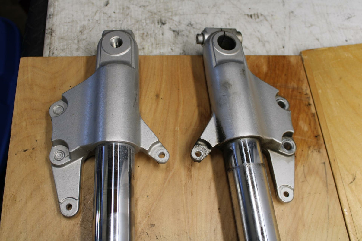 97-04 SUZUKI MARAUDER 800 FRONT FORKS SHOCK SUSPENSION SET PAIR BB312