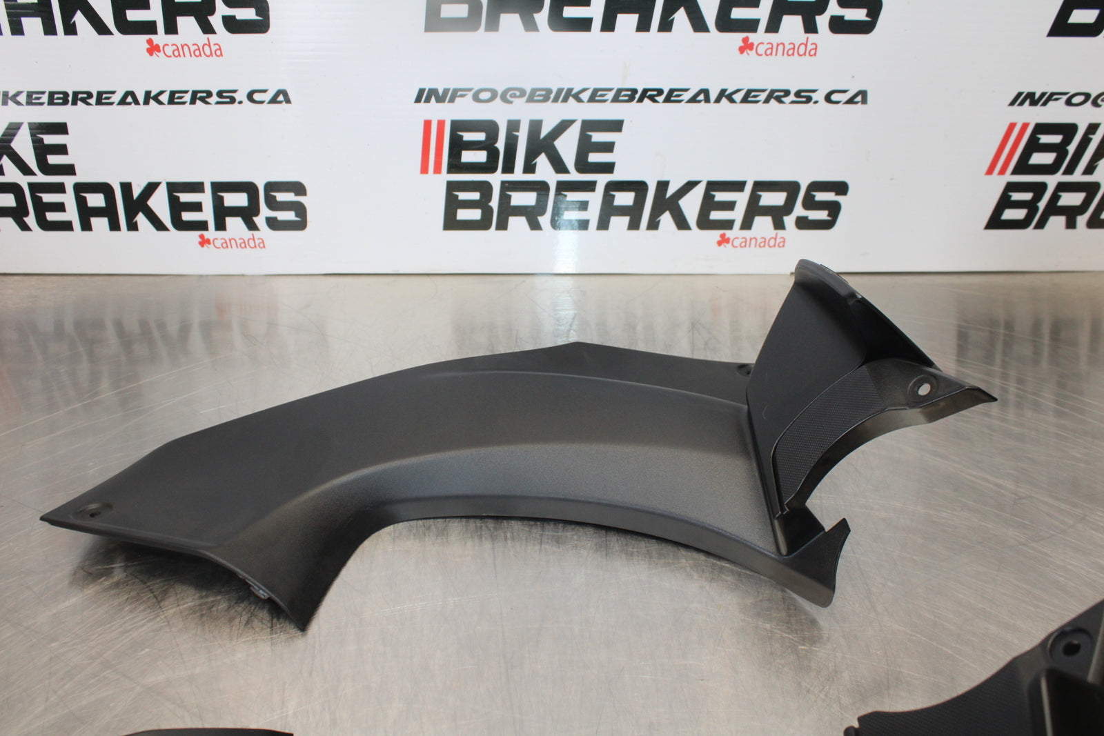 23-24 KAWASAKI NINJA ZX14R NEW!! RIGHT LEFT FRONT DUCT COVERS PANELS COWLS BB169