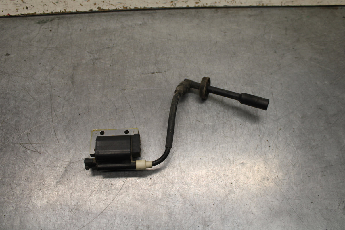 13-16 KTM 390 DUKE IGNITION COIL SPARK PLUG CAP  BB748