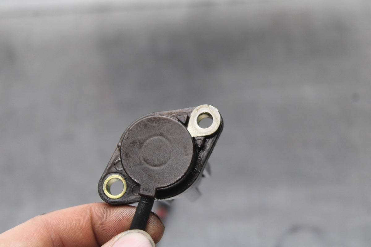 06-07 YAMAHA YZF R6 OIL LEVEL GAUGE SENSOR BB802