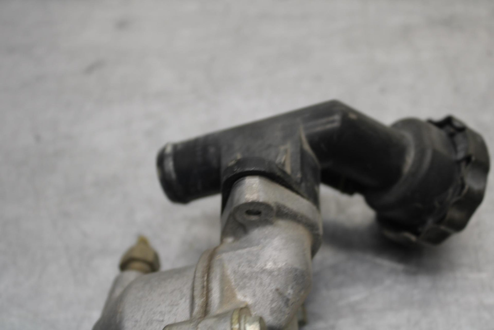 01-02 HONDA SHADOW SPIRIT 750 THERMOSTAT HOUSING BB632