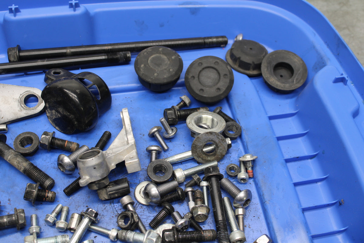 17-24 YAMAHA BOLT XVS950 MOUNTING BOLTS HARDWARE MOTOR SCREWS BB729