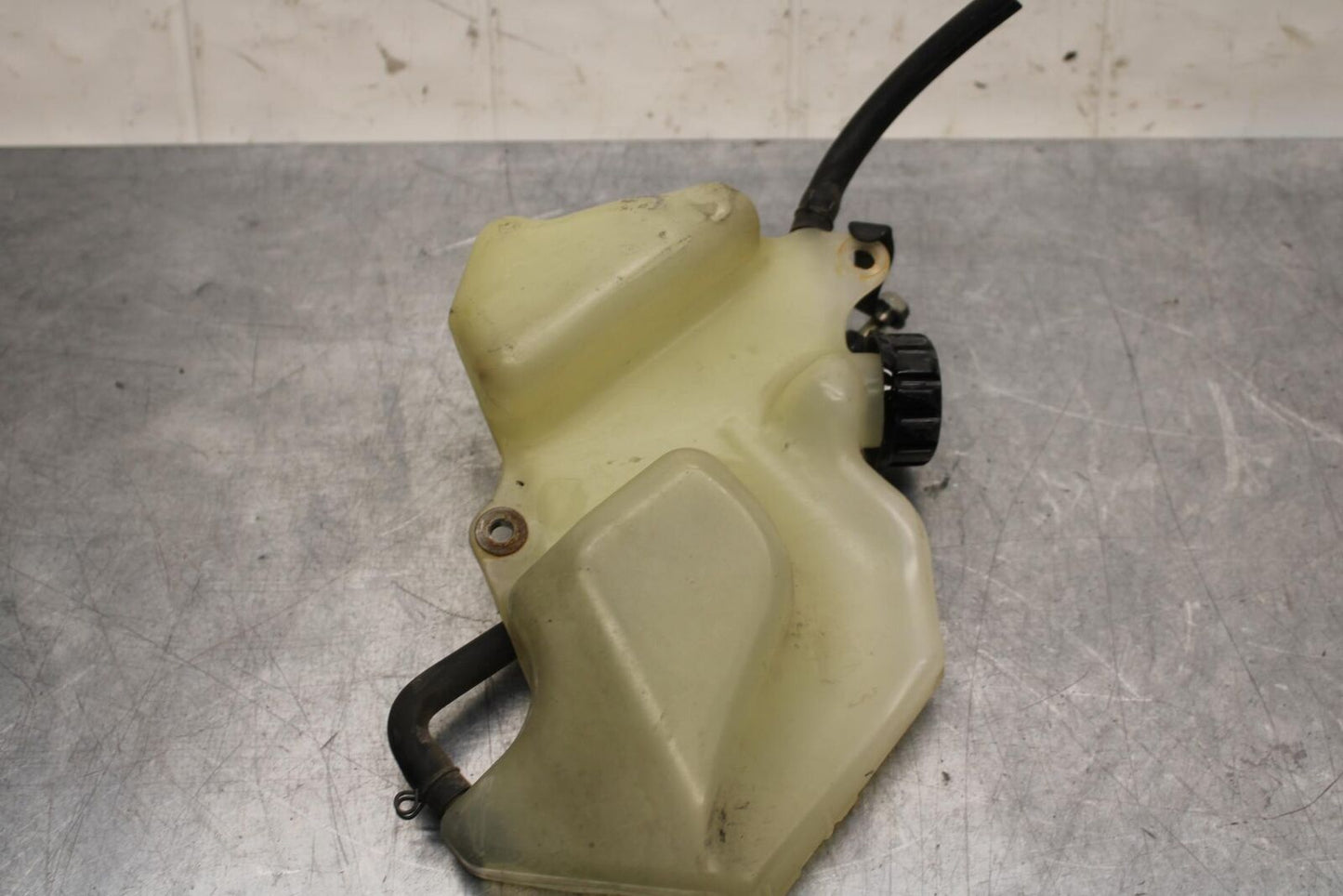 2011 Kawasaki Ninja ZX6R ZX600R COOLANT WATER TANK RESERVOIR BOTTLE  BB587