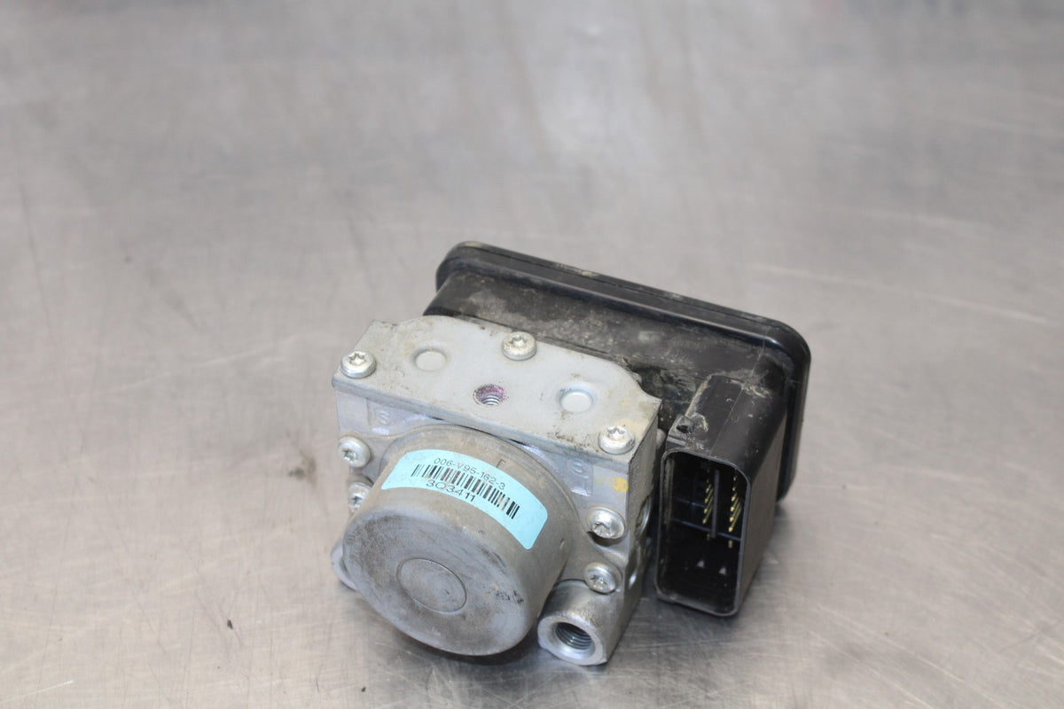15 TRIUMPH TIGER 800 ABS PUMP UNIT MODULE BB873