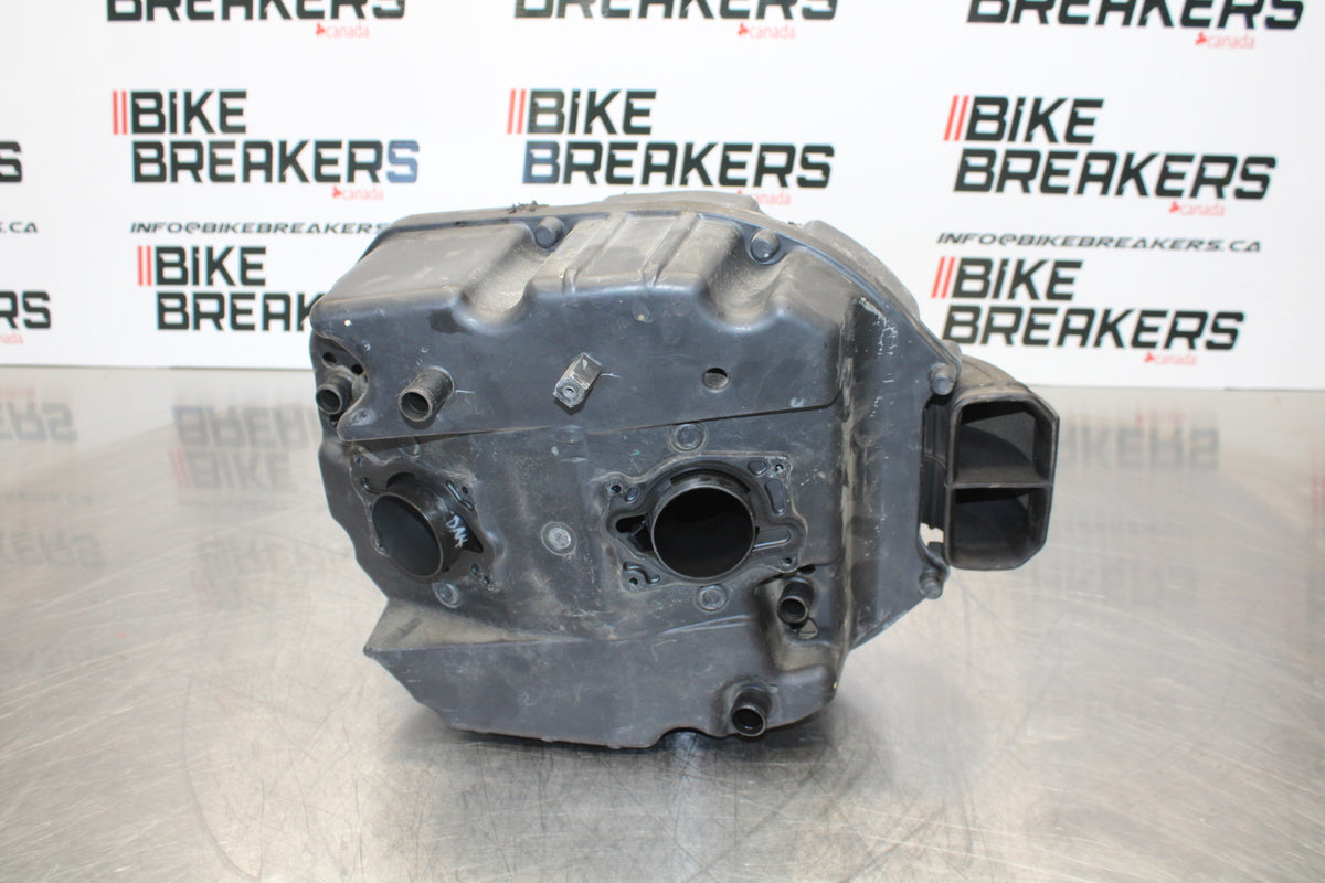 98-05 HONDA SUPER HAWK 1000 VTR1000F AIRBOX AIR INTAKE FILTER BOX BB152