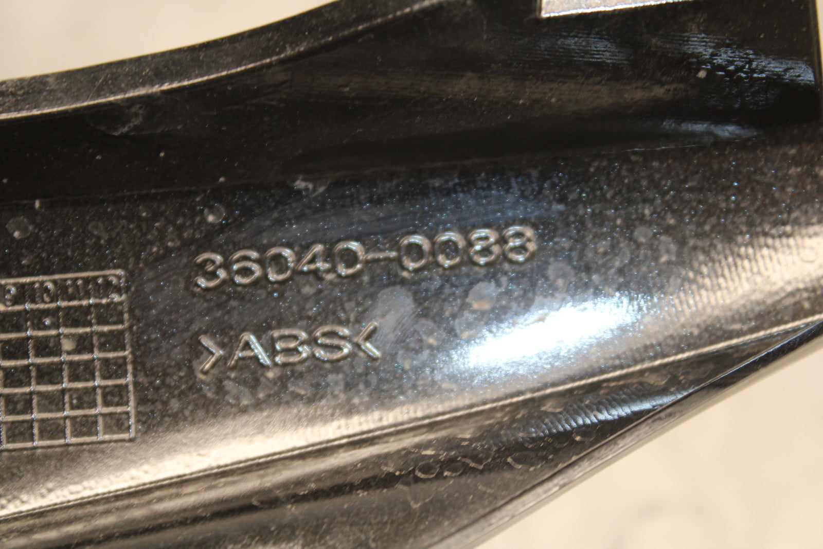 09-12 KAWASAKI NINJA ZX6R RIGHT REAR BACK TAIL FAIRING COWL SHROUD BB698