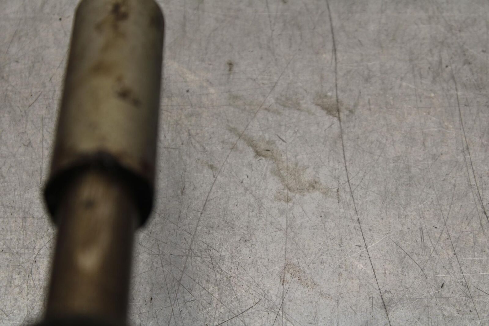 2005 Kawasaki Vulcan 1500 VN1500N REAR AXLE BACK WHEEL RIM PIVOT BOLT  BB576