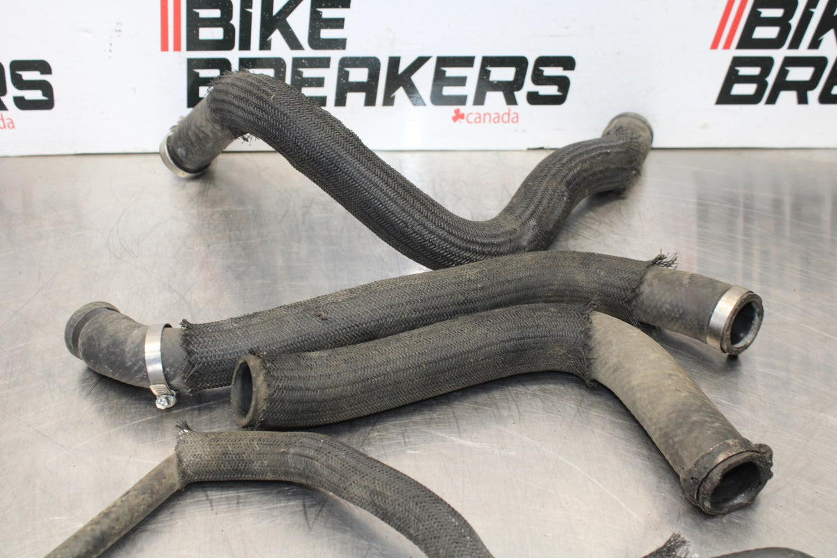 06-07 SUZUKI GSXR 600 RADIATOR HOSES ENGINE COOLANT WATER PIPES HOSE BB178