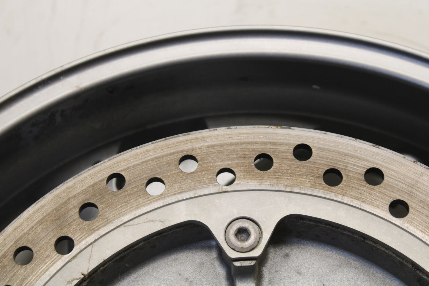 04-12 HONDA ST1300A REAR WHEEL AND ROTOR BACK BRAKE DISC (ITEM B) BB669