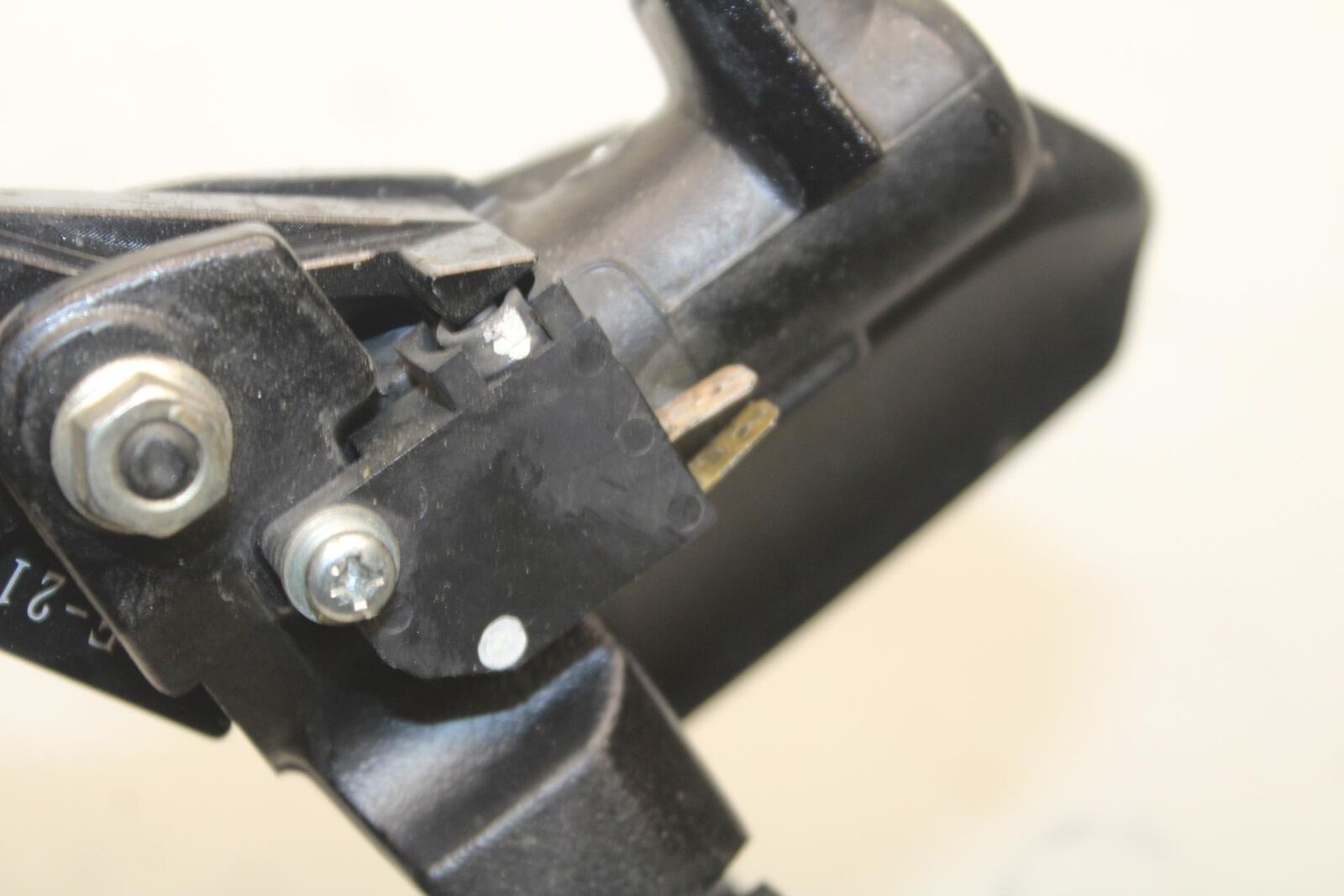 12-17 KAWASAKI ER-6N Z650 FRONT BRAKE MASTER CYLINDER w/ LEVER BB607