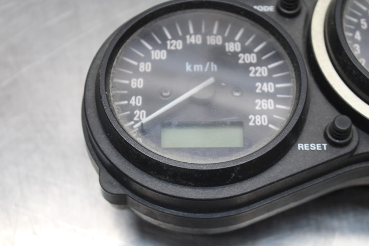 98 KAWASAKI NINJA ZX6 SPEEDO GAUGES DISPLAY CLUSTER SPEEDOMETER TACHOMETER BB870