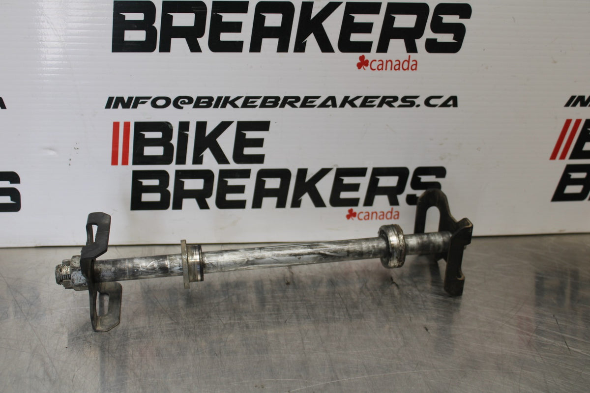 13-17 KAWASAKI NINJA 300 EX300 REAR AXLE BACK WHEEL RIM PIVOT BOLT AXEL BB189