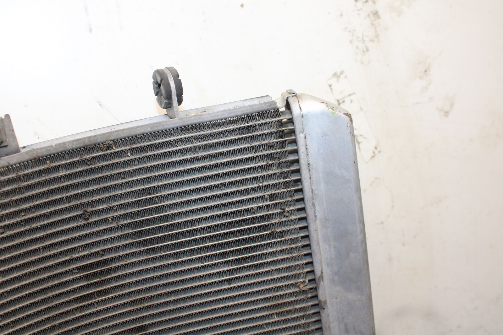 04 SUZUKI GSXR600 ENGINE RADIATOR MOTOR COOLER COOLING RADIATER   BB676