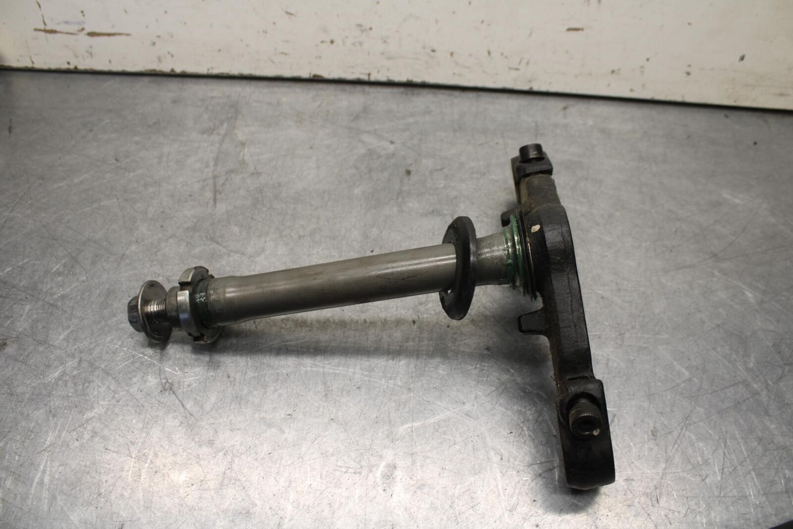 15-16 KAWASAKI EX300 FRONT FORKS CLAMP LOWER TRIPLE TREE STEM BB635